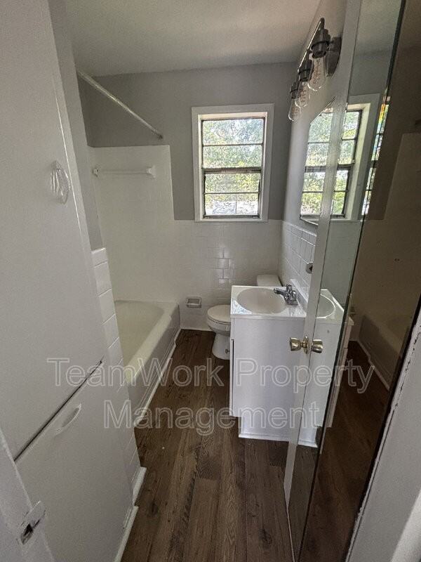 2321 Kent Ave - Photo 4 of 7