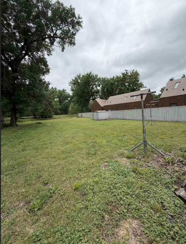 726 Ash St - Photo 3 of 4
