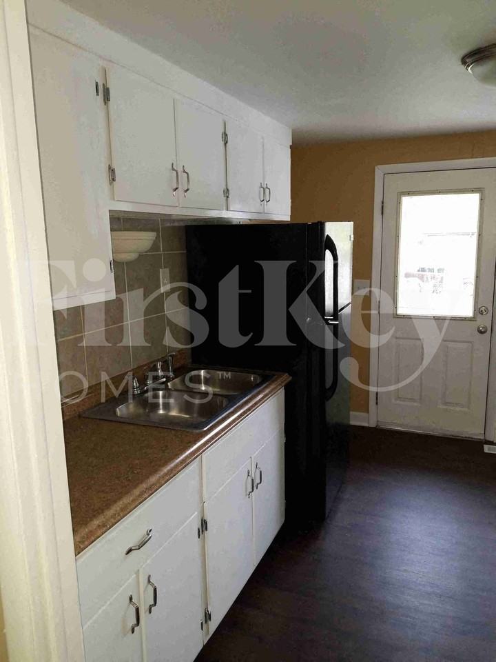 29 N Walnut Ln - Photo 5 of 21