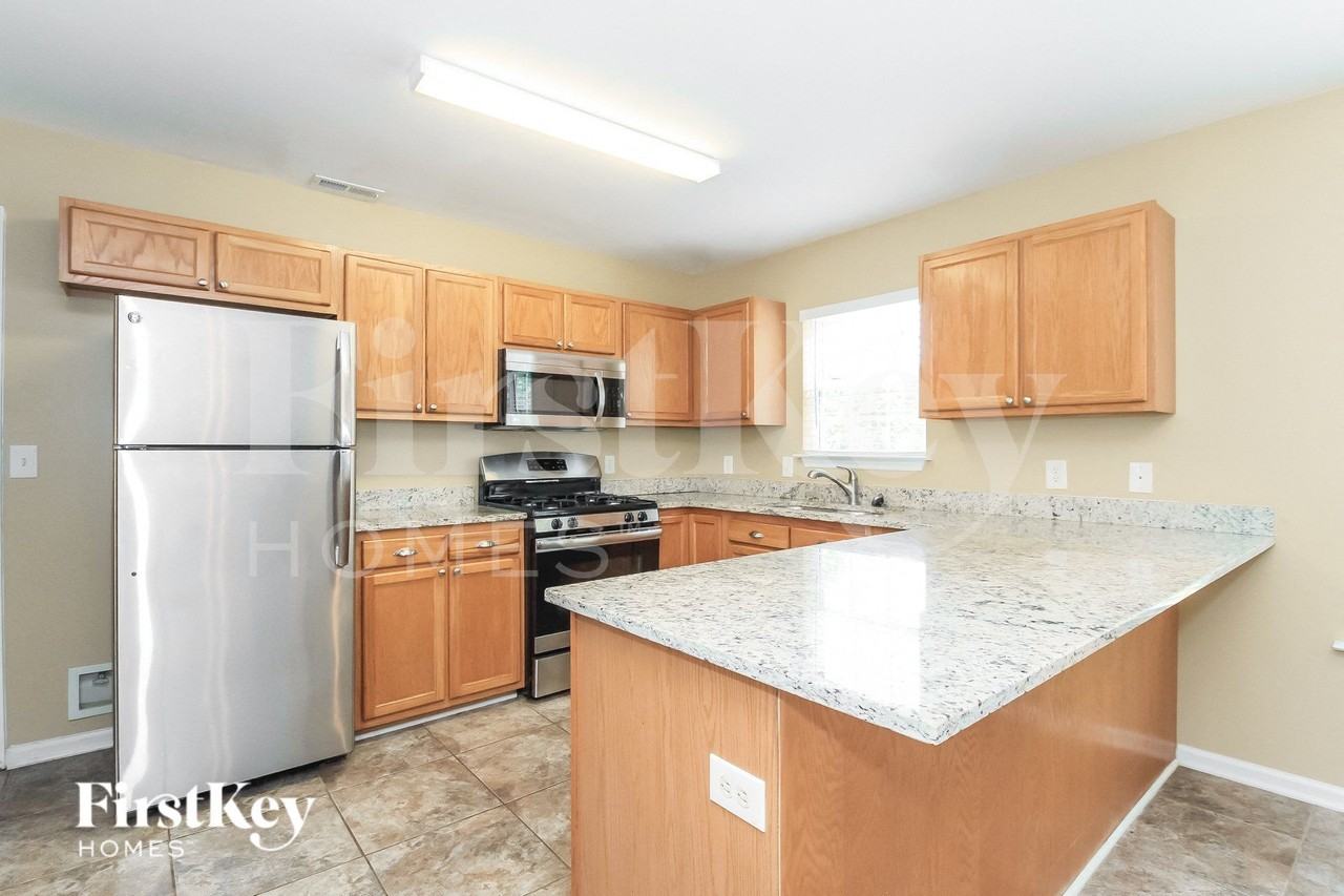 2721 Red Willow Ln - Photo 6 of 15