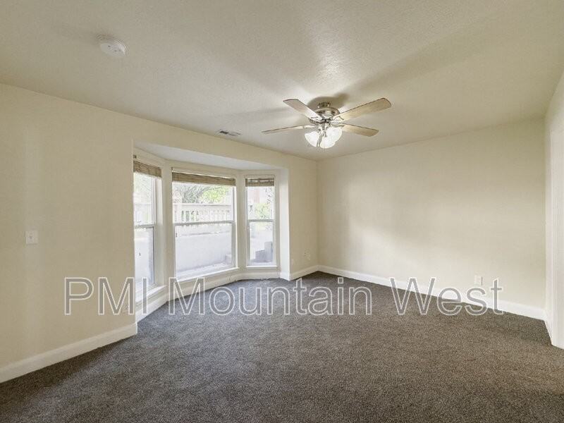 2779 Ws #E25 - Photo 2 of 29