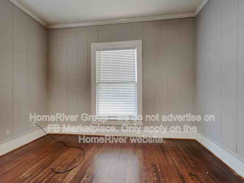 1004 W Gandy St - Photo 5 of 22