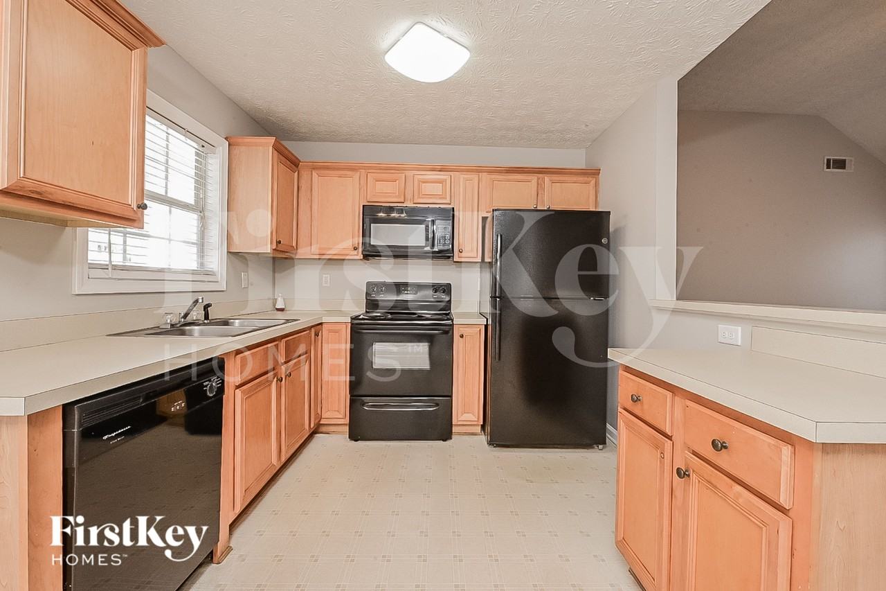 164 Highland Cir - Photo 5 of 15