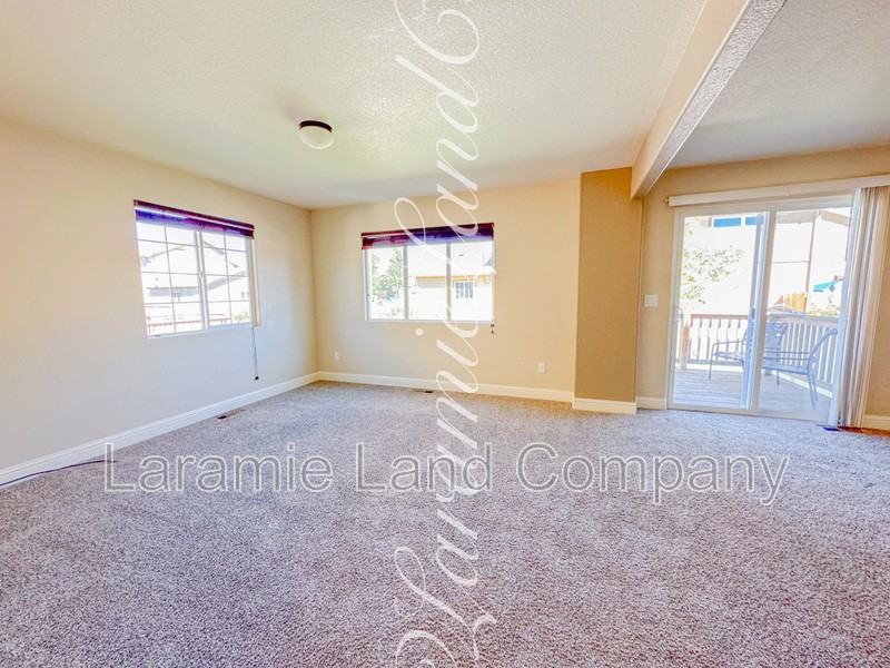 4133 Moraine St - Photo 5 of 18