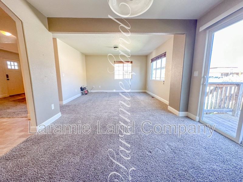 4133 Moraine St - Photo 7 of 18