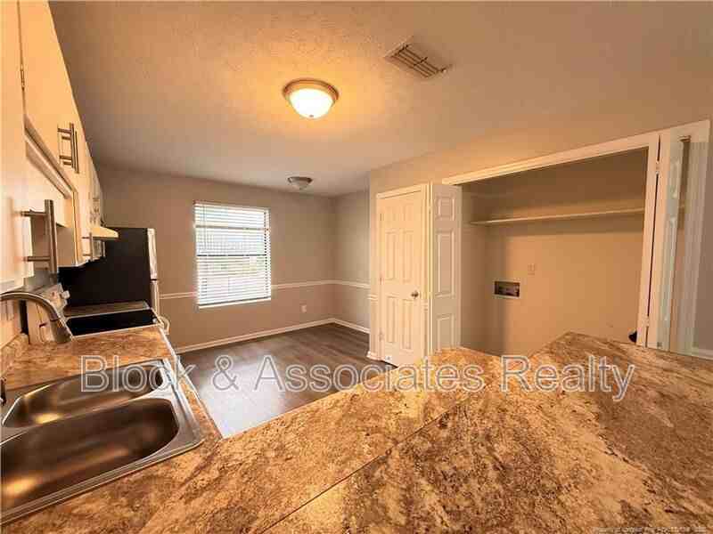 4033 Professional Dr - Photo 5 of 10