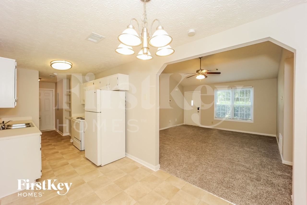 14 Cardinal Ln - Photo 5 of 15