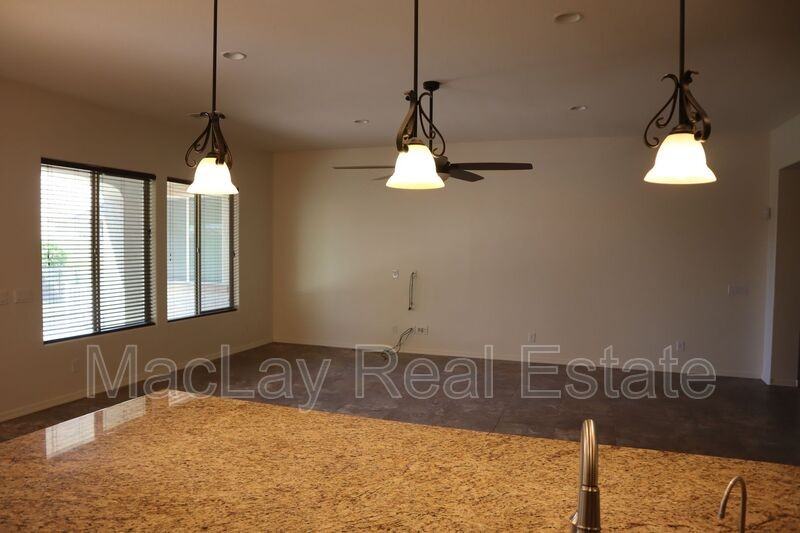 1645 E Mia Ln - Photo 5 of 24
