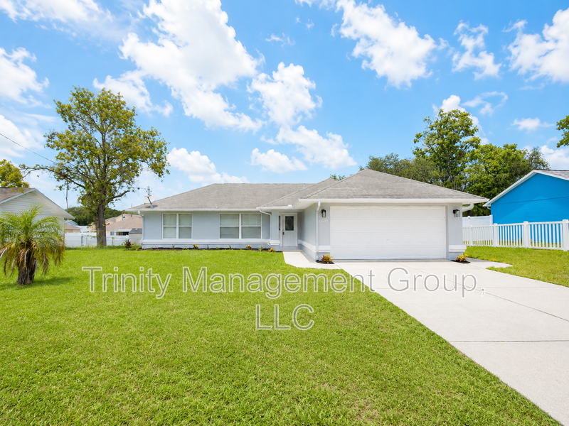 12095 Elgin Blvd - Photo 2 of 23