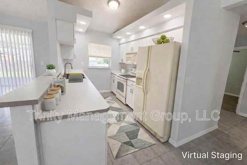 12095 Elgin Blvd - Photo 4 of 23