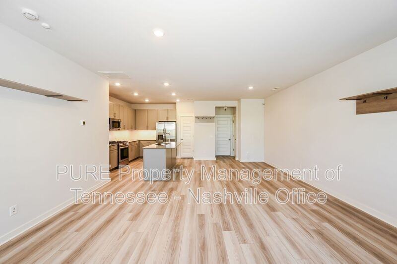 2708 Fordham St - Photo 5 of 17