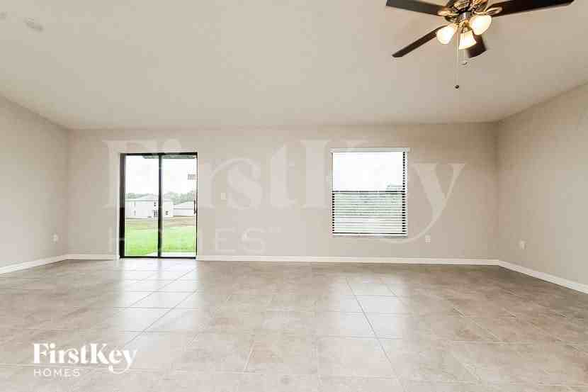 10104 Rose Petal Pl - Photo 4 of 15