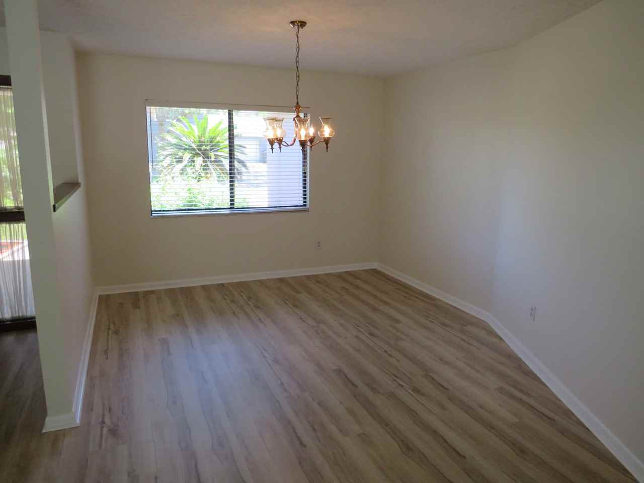 4726 Windflower Cir #MAIN - Photo 4 of 23