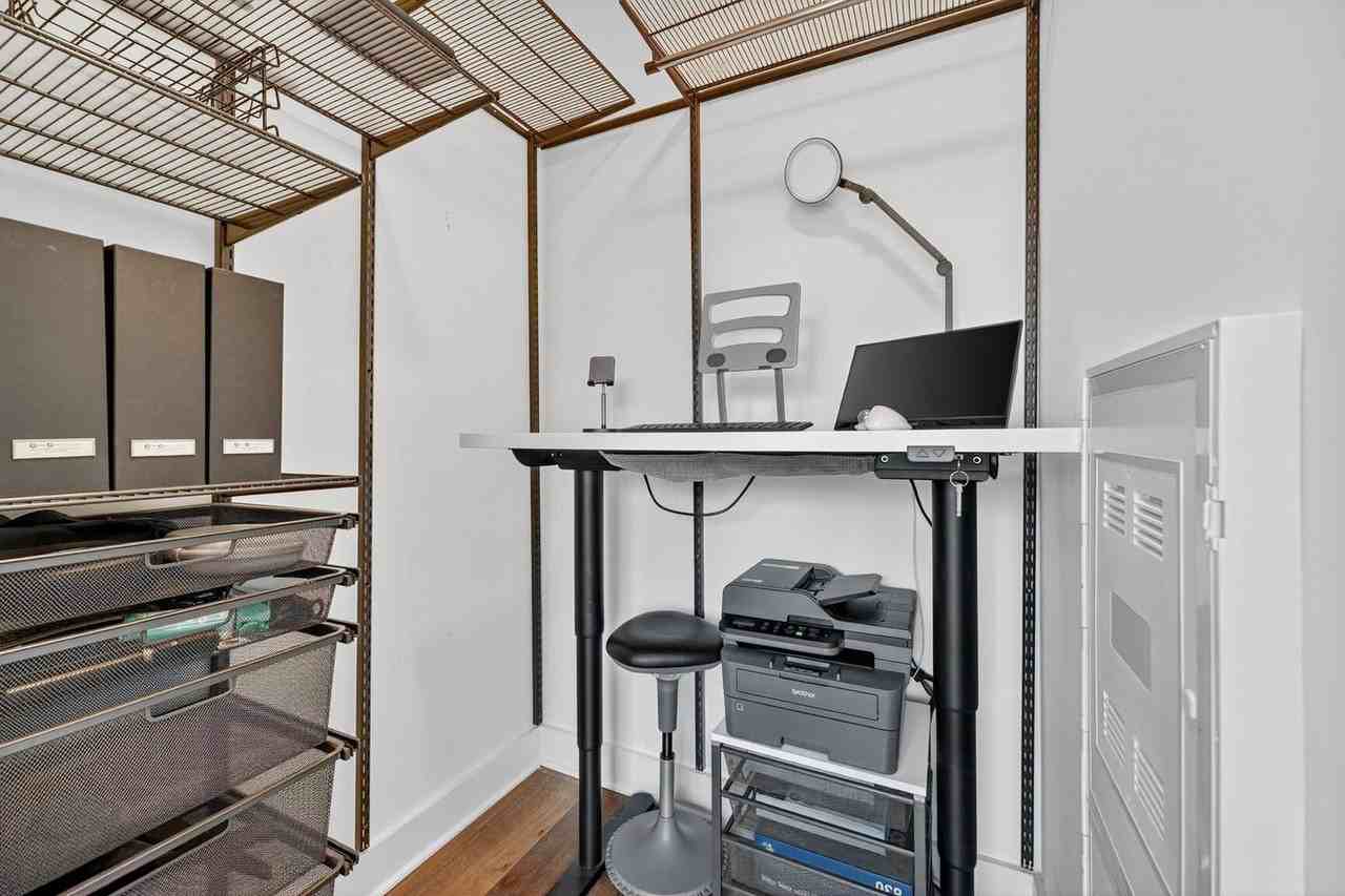 1312 King St #2110 - Photo 3 of 17