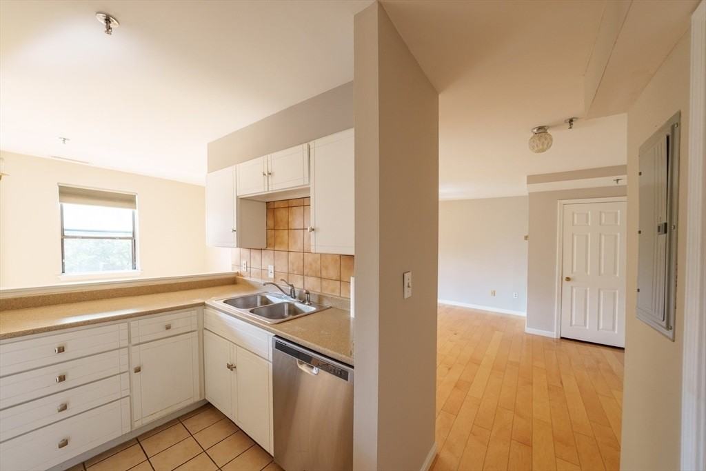1 Richdale Ave - Photo 2 of 22