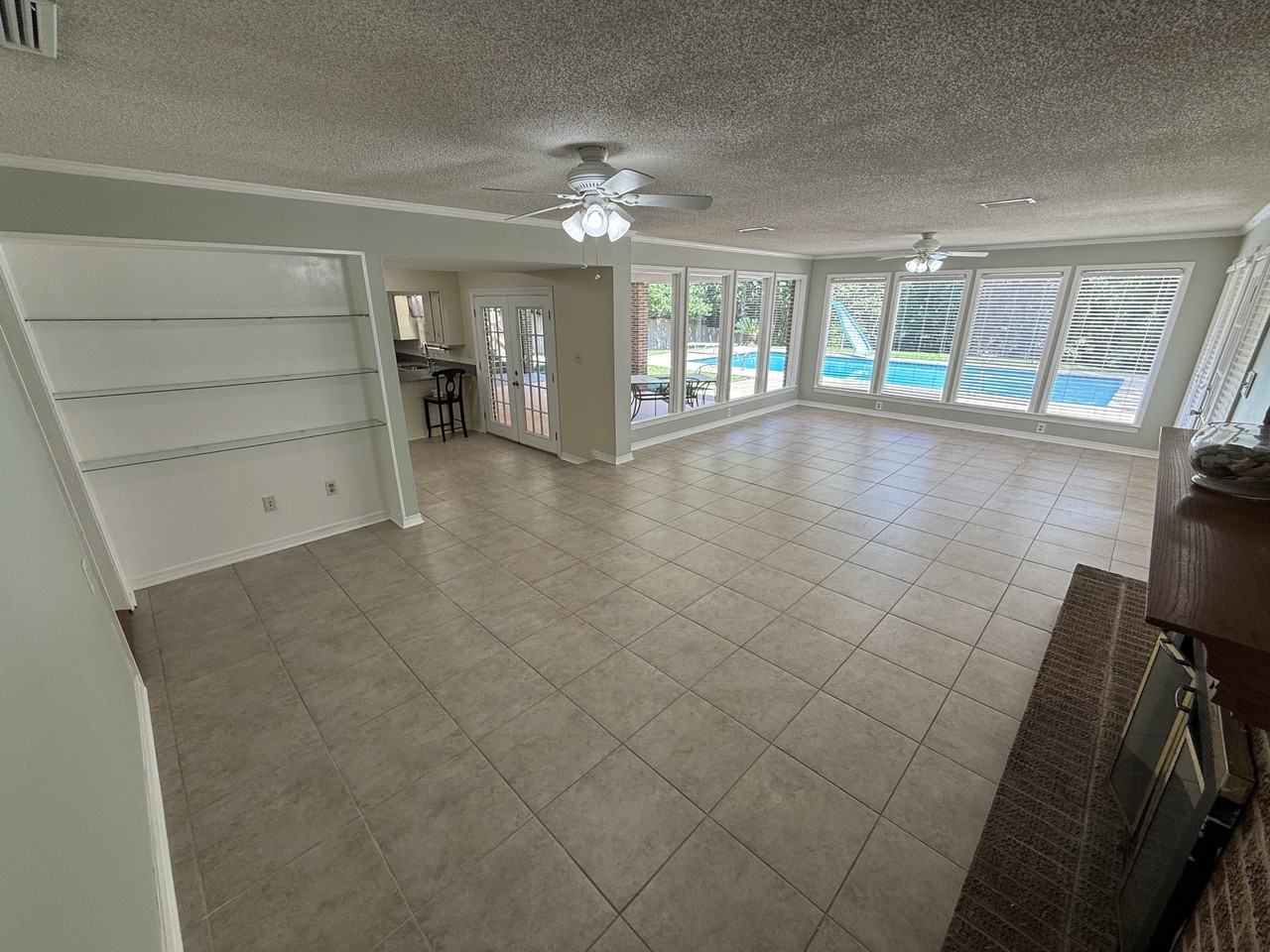 3512 Shadowwood Ct - Photo 5 of 50