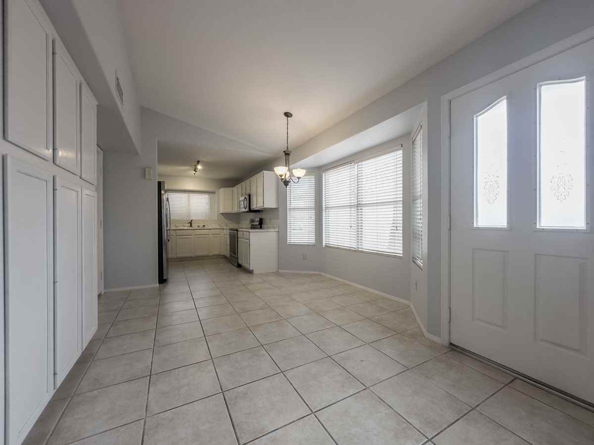 7533 W Wescott Dr - Photo 7 of 28