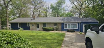 featured image of 19025 Oakmont North Dr