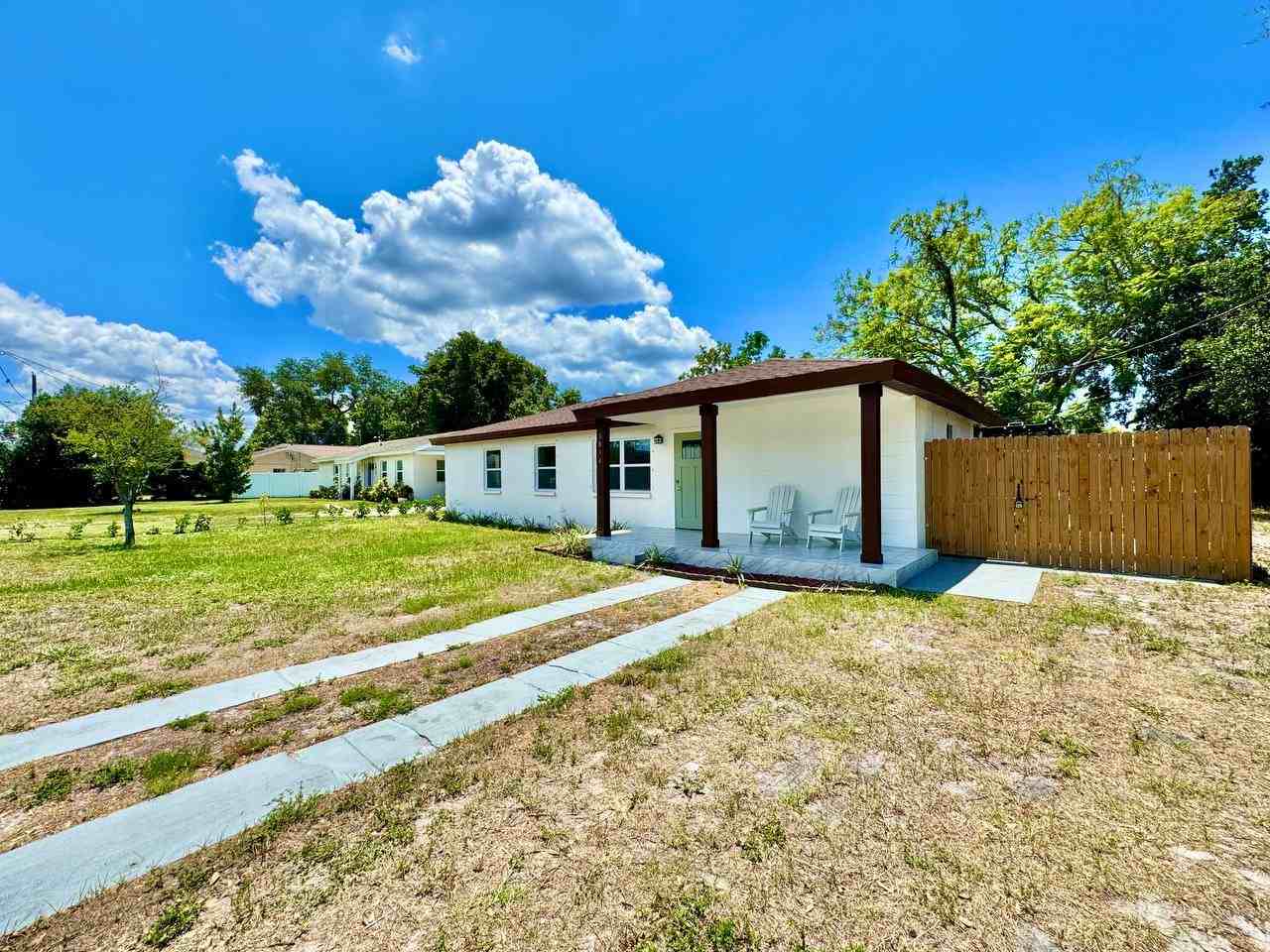 3814 W Tyson Ave - Photo 3 of 31