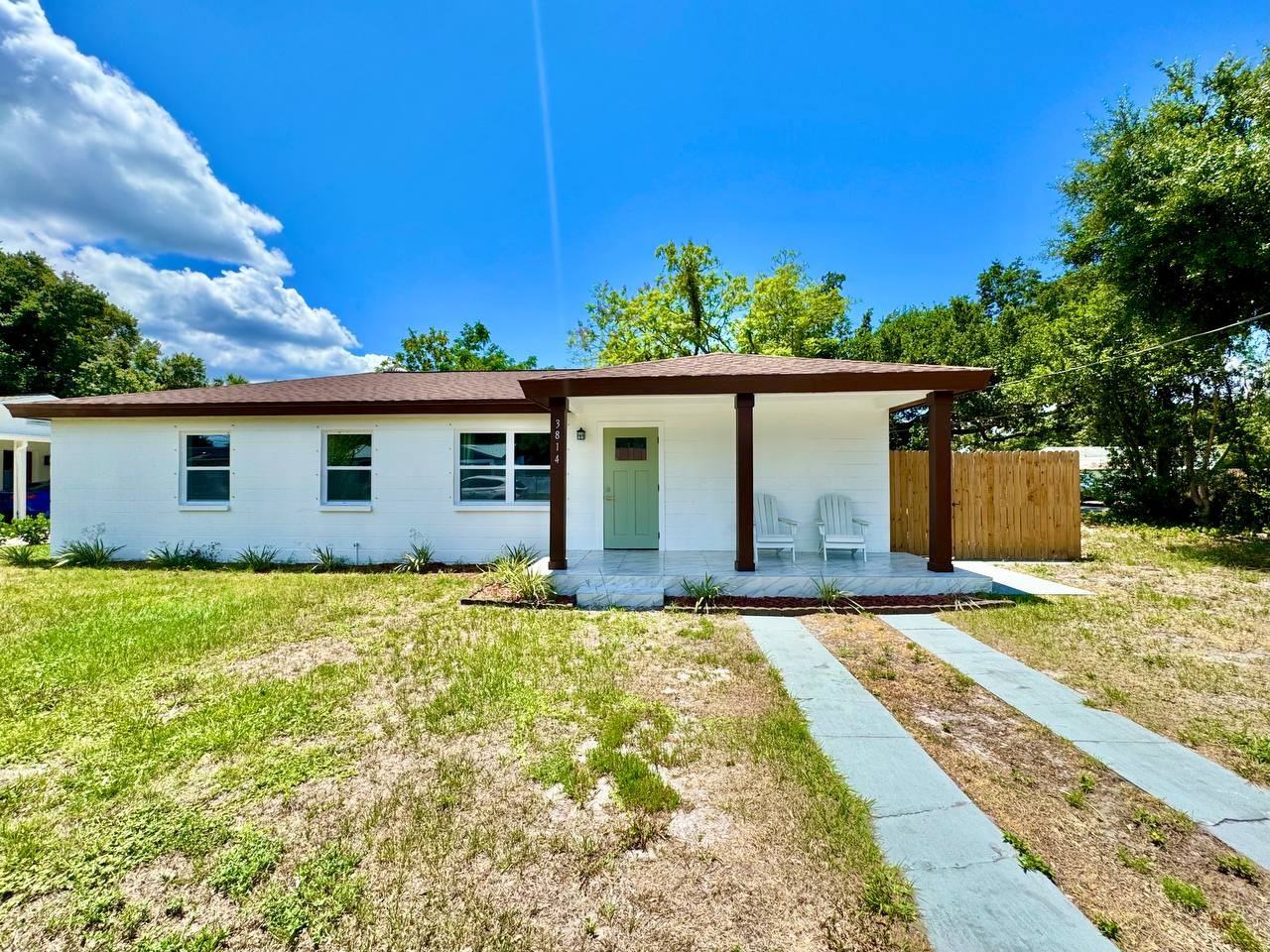 3814 W Tyson Ave - Photo 4 of 31
