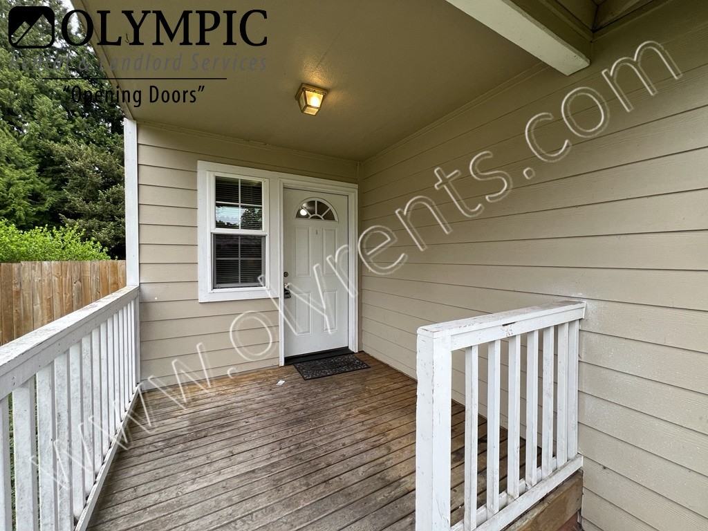 512 N 4Th Ave Sw - Photo 3 of 18