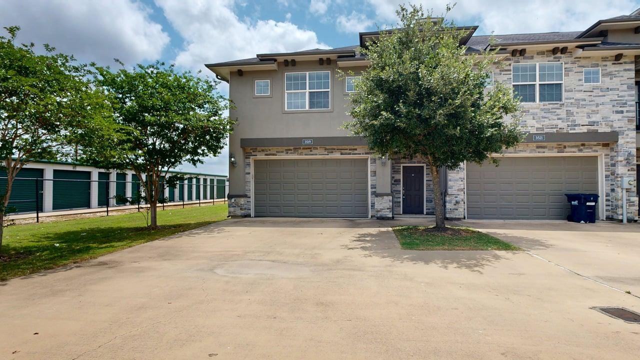 3519 Summerway Dr - Photo 2 of 38