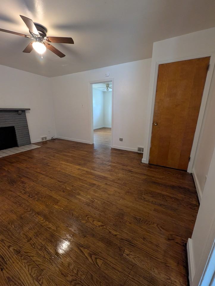 802 7th St - Photo 2 of 16