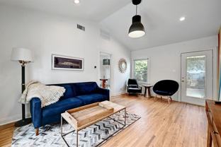 2943 Higgins St - Photo 1 of 1