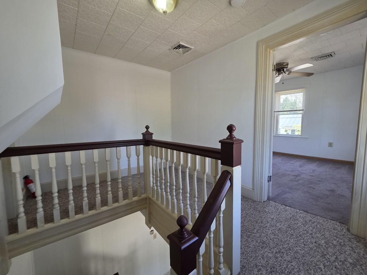 103 W Main St #B - Photo 6 of 10