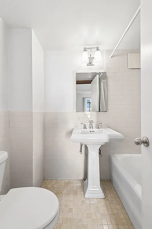 25 Tudor City Pl - Photo 5 of 14