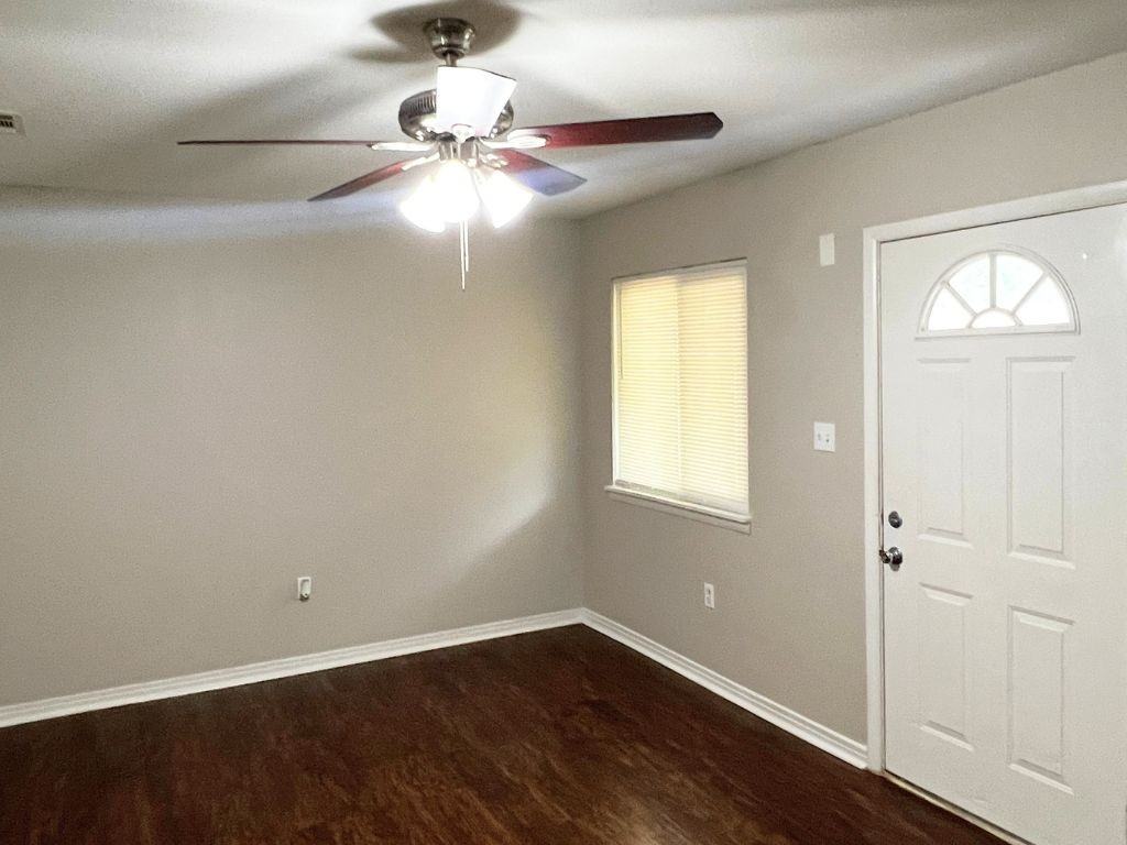 16 Brookway Ln - Photo 3 of 16