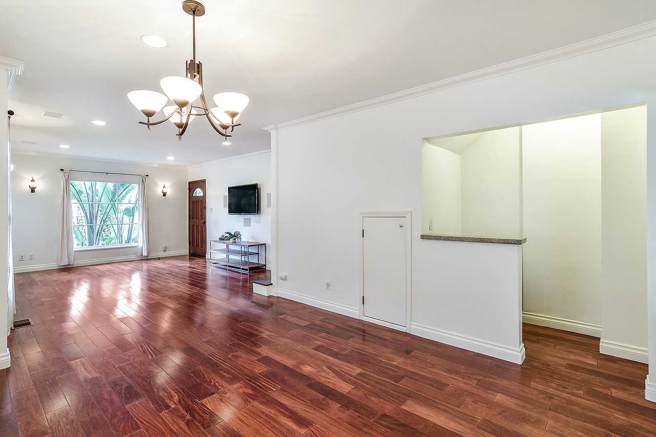 8459 W 4th St #8459 - Photo 7 of 26