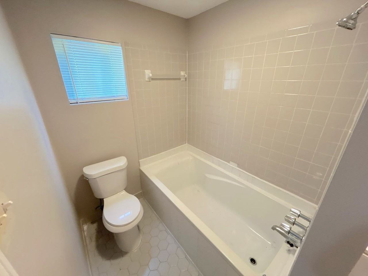 1018 Mcevers Cir - Photo 7 of 13