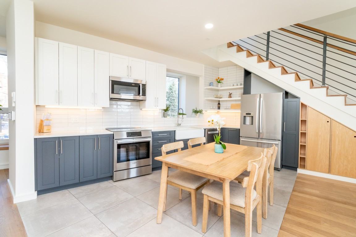 78 Fort Ave - Photo 4 of 42