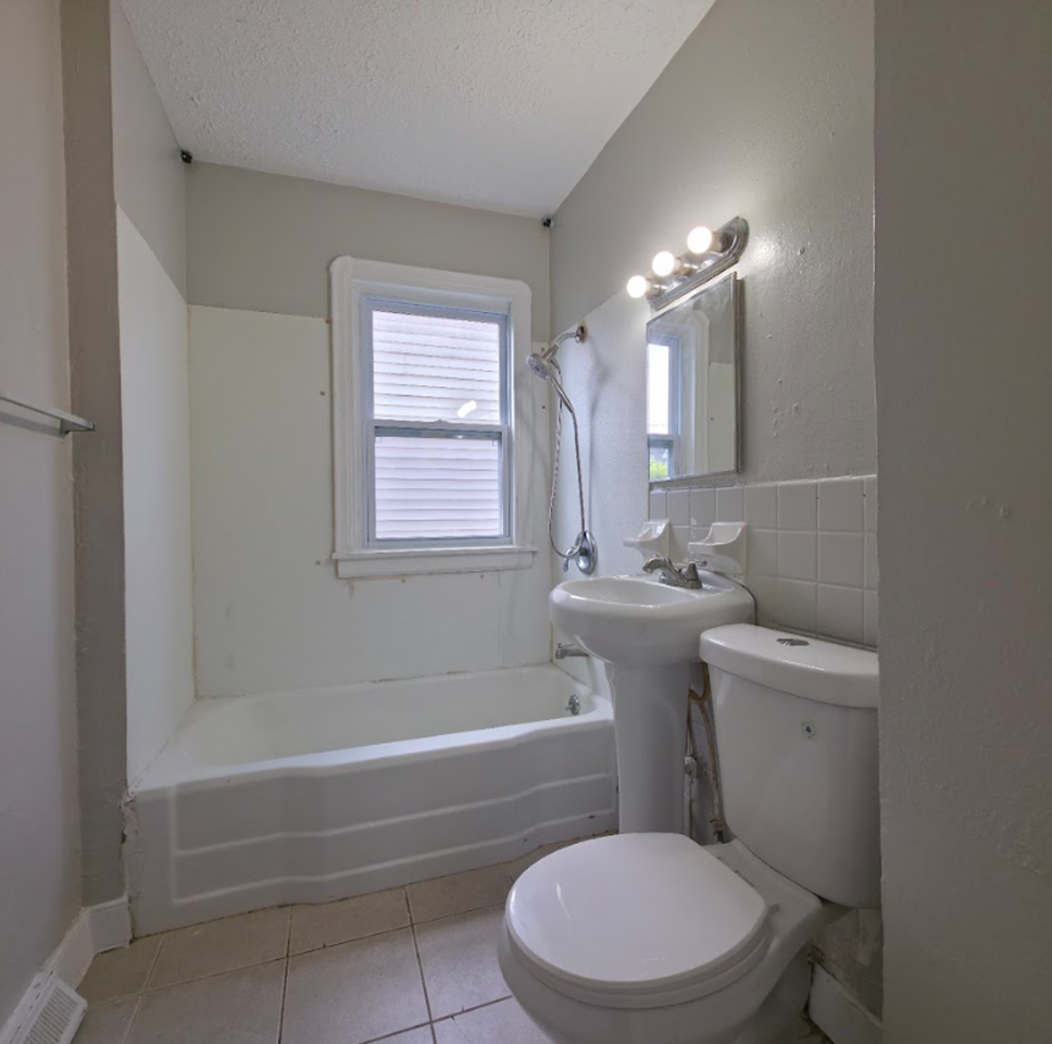 4444 W 51st Street - Photo 5 of 13