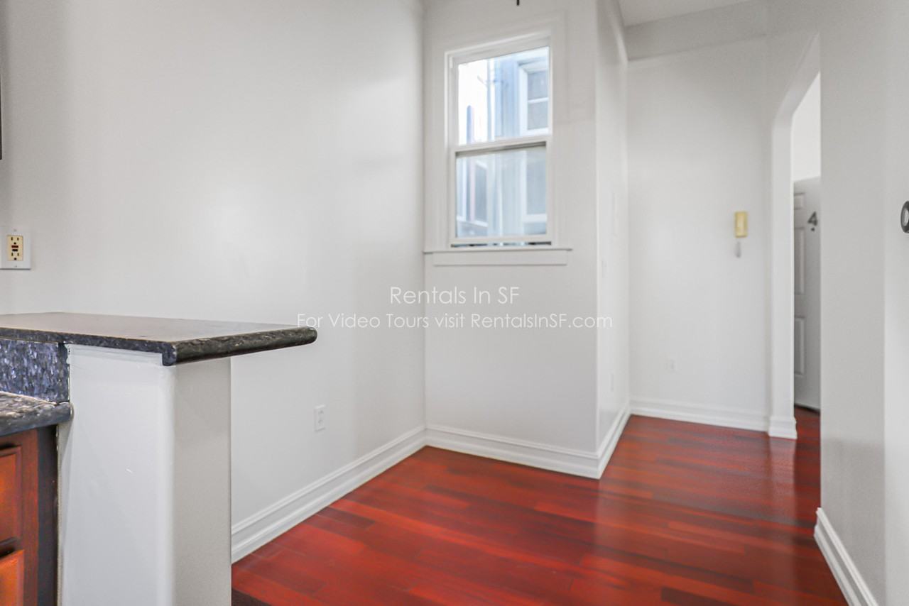 1307 Hayes St #4 - Photo 3 of 11