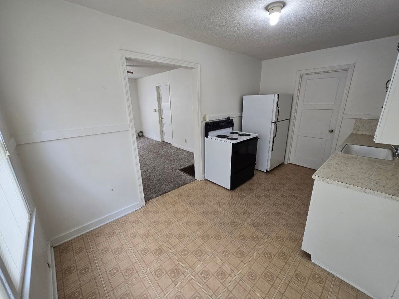 536 536 Garfield/1819 6th - Photo 4 of 11