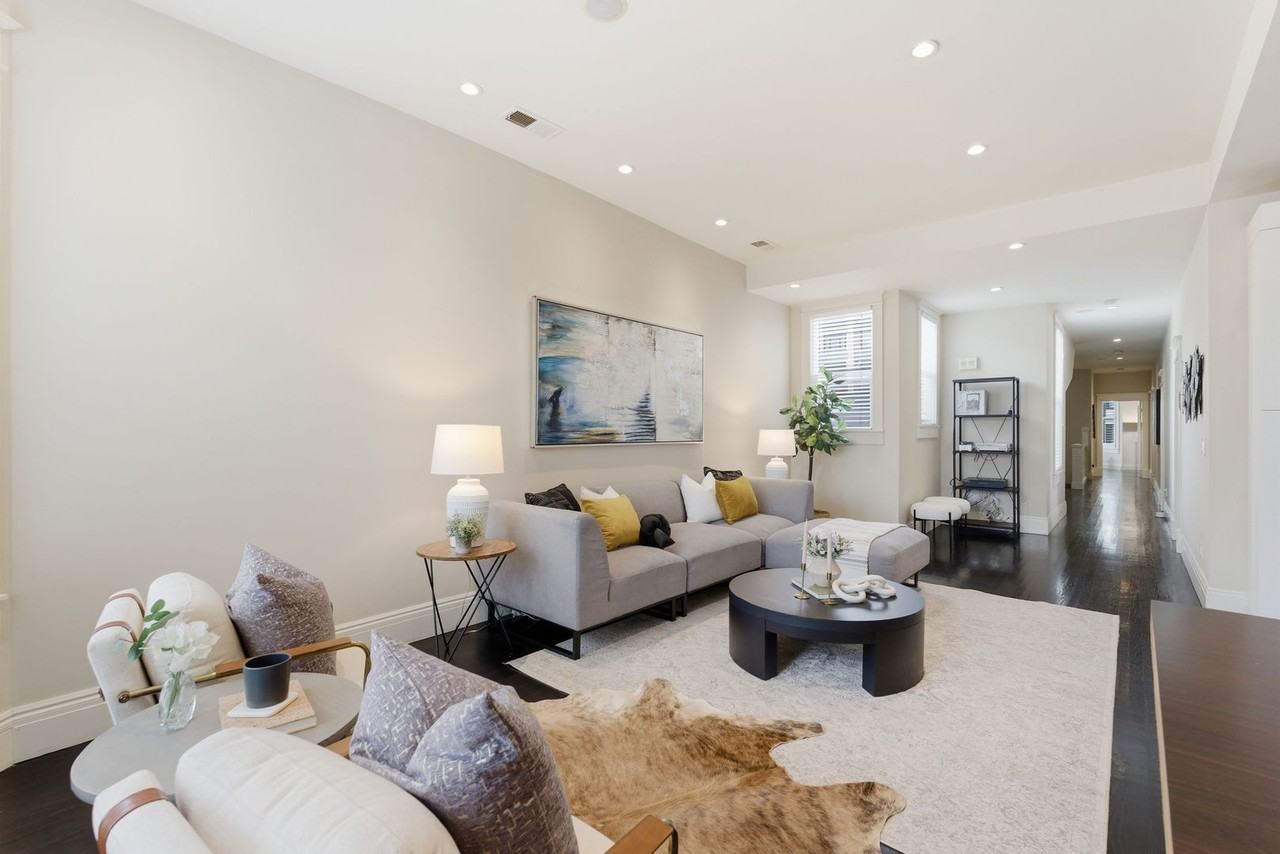 471 S Van Ness Ave - Photo 4 of 32
