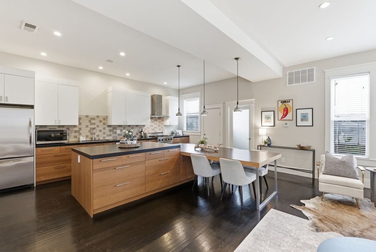 471 S Van Ness Ave - Photo 6 of 32