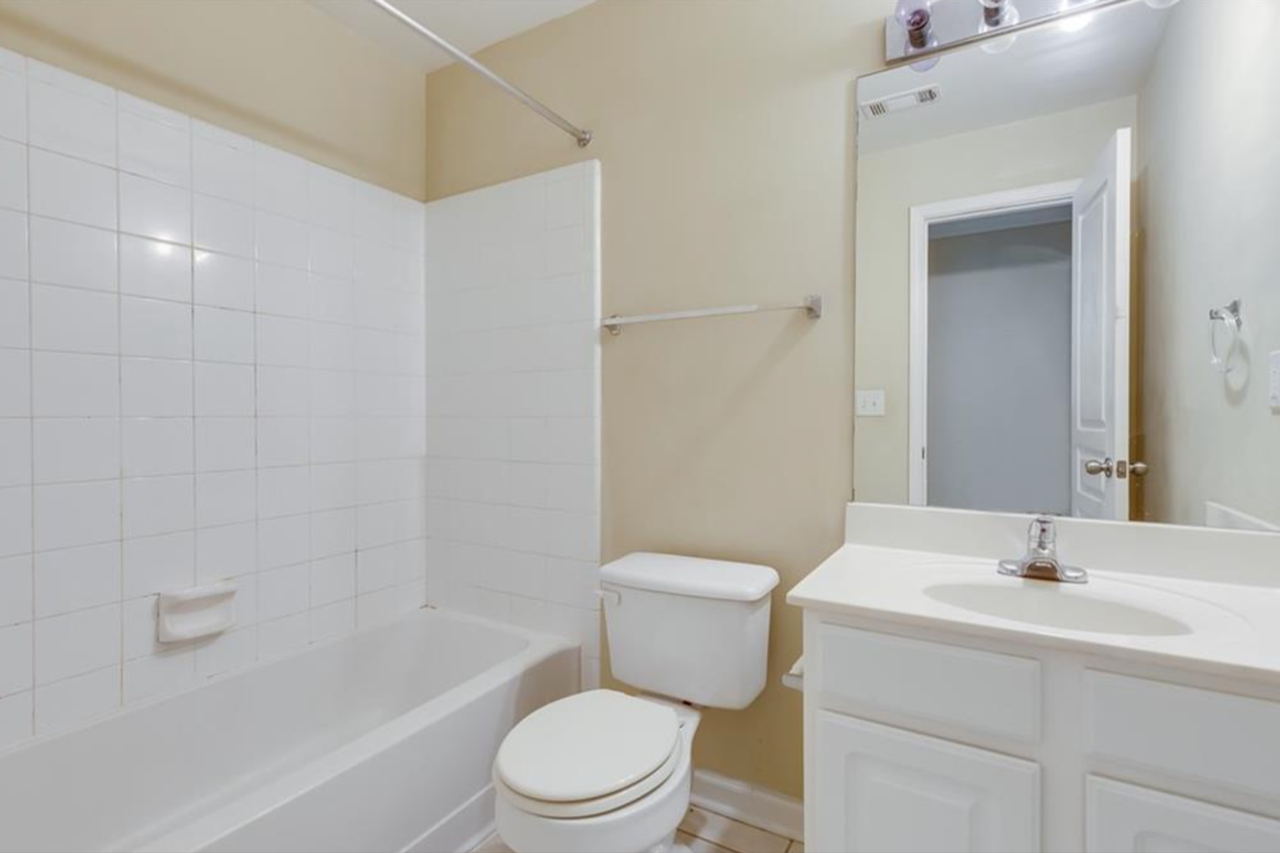 833 Old Greenville Hwy #429 - Photo 6 of 22