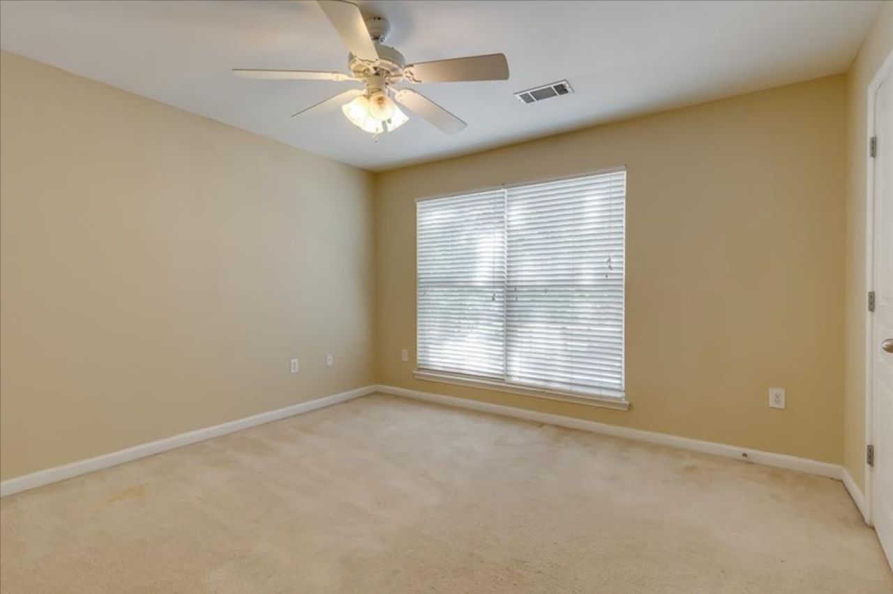 833 Old Greenville Hwy #429 - Photo 7 of 22