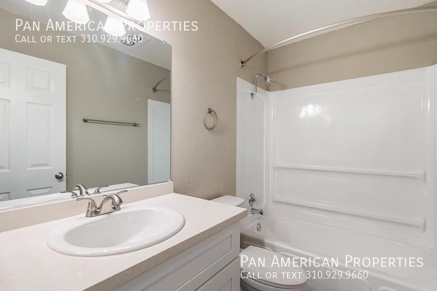 Myers Terrace Apartments - Photo 2 of 6
