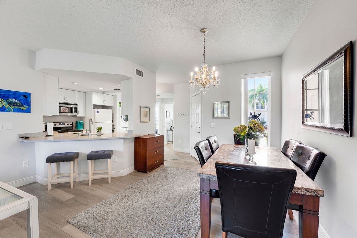 101 Muirfield Ct ##C - Photo 3 of 19
