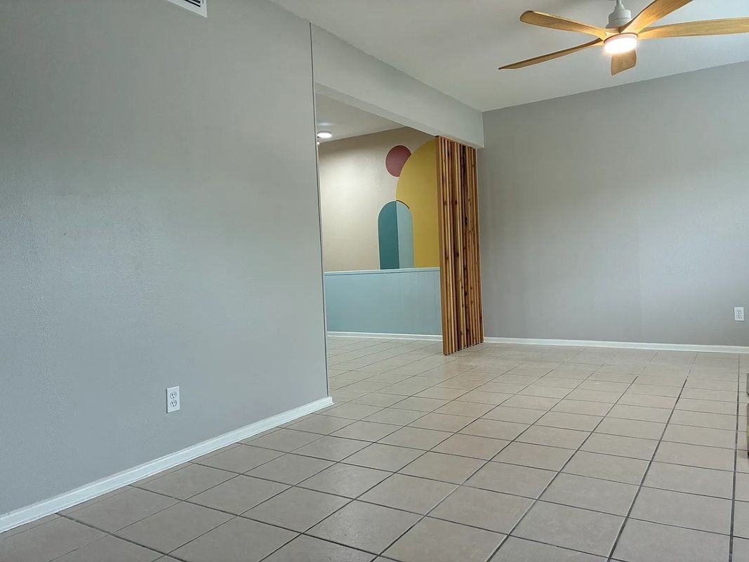 105 W Silver Sands Dr - Photo 2 of 25
