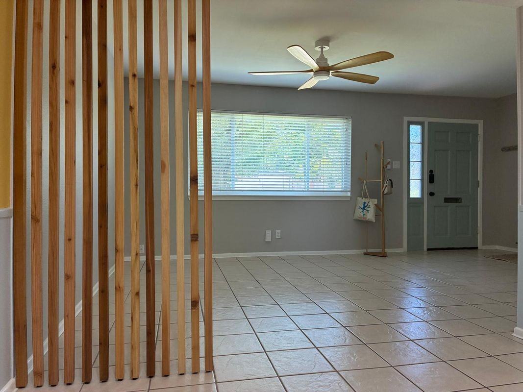 105 W Silver Sands Dr - Photo 4 of 25