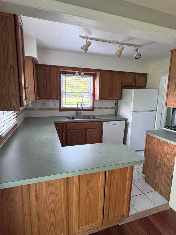 21644 Merriman Rd - Photo 2 of 15