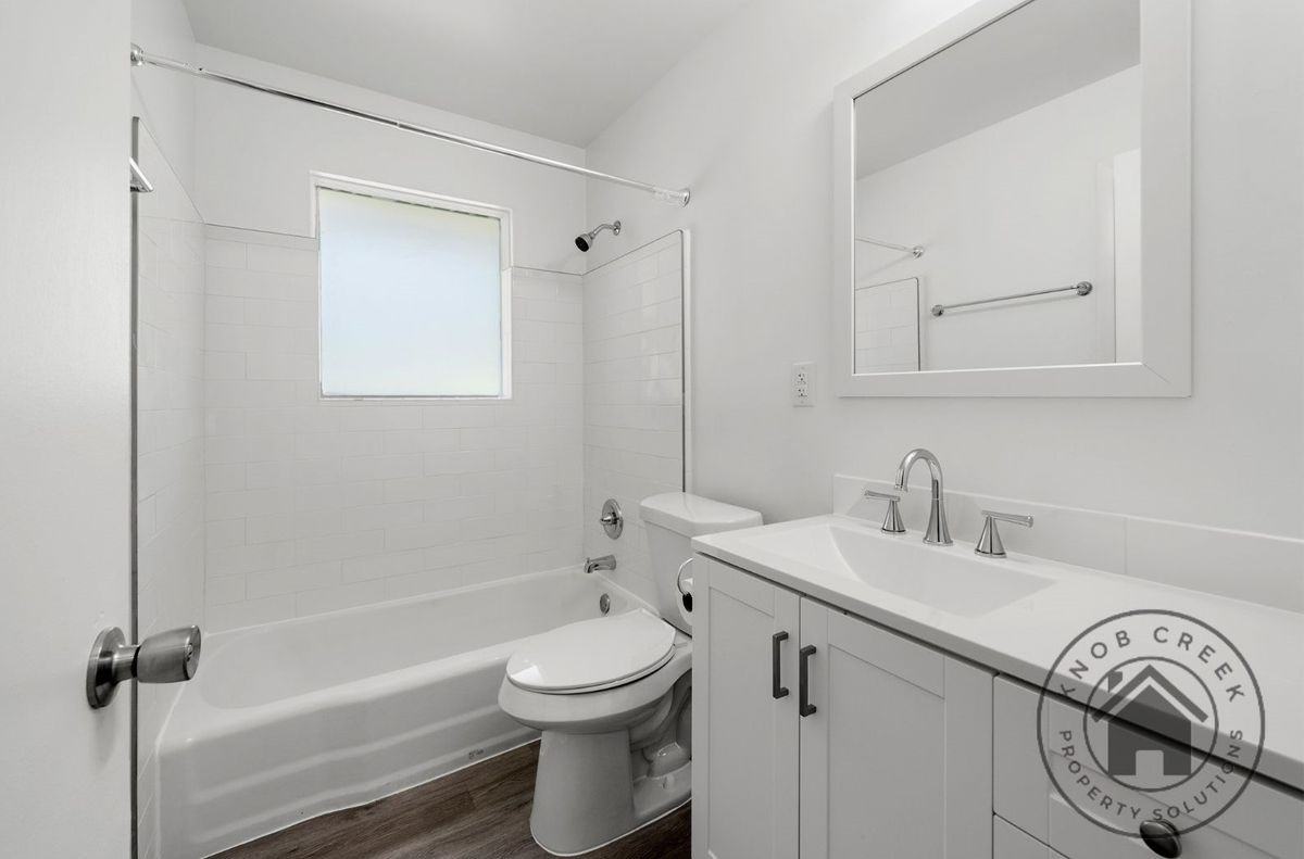 1138 Highland Dr - Photo 5 of 18