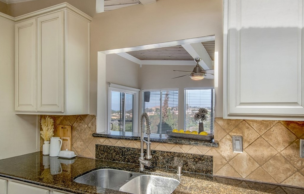 5102 Medina Rd - Photo 4 of 18