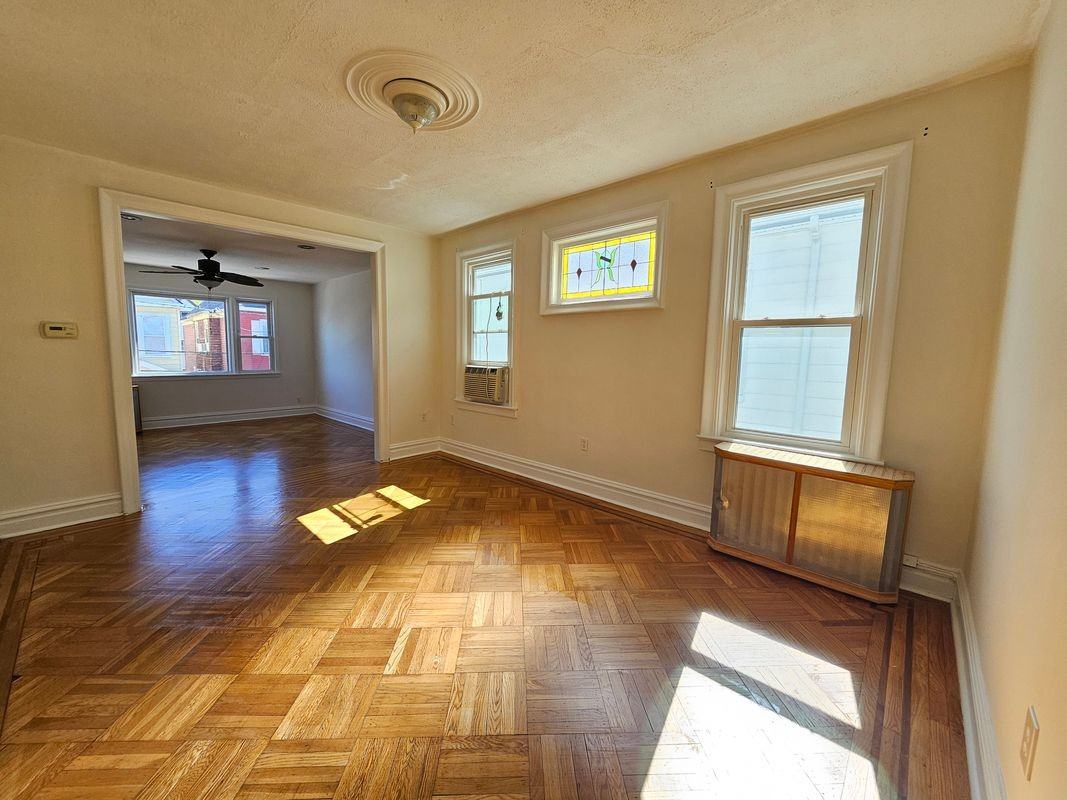 30 Newark Bay Ct - Photo 6 of 31