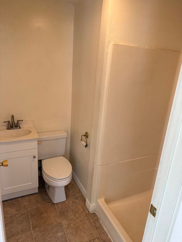 141 High St - Photo 2 of 7